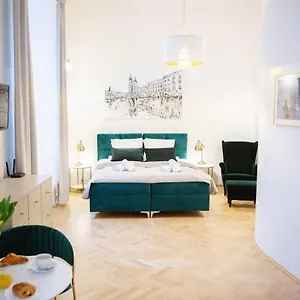 Apartments Roman Apartment