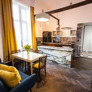 Stylish In Old Town Apartment