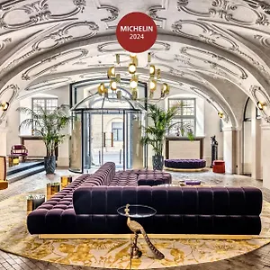 5* Hotel H15 Luxury Palace - Destigo