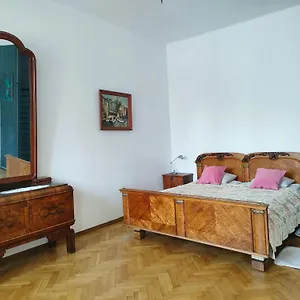 Appartamento Place, Cracovia